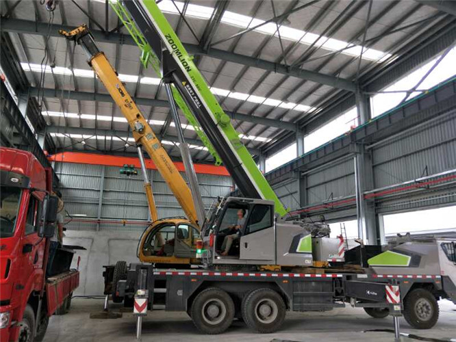 沙坡头区高空车出租需要注意哪些安全事项？